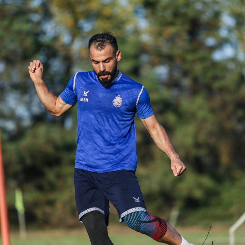 استارت با لباس آبی برای پرسپولیس 