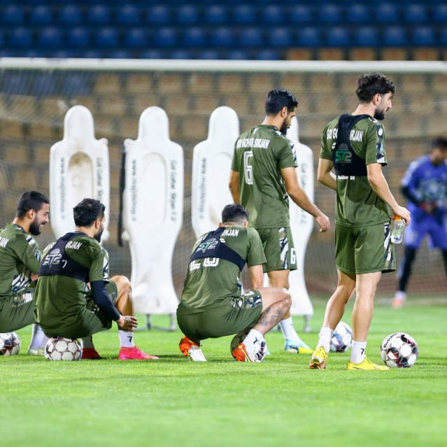 حسرت استقلال و پرسپولیس به شهر 300 هزار نفری