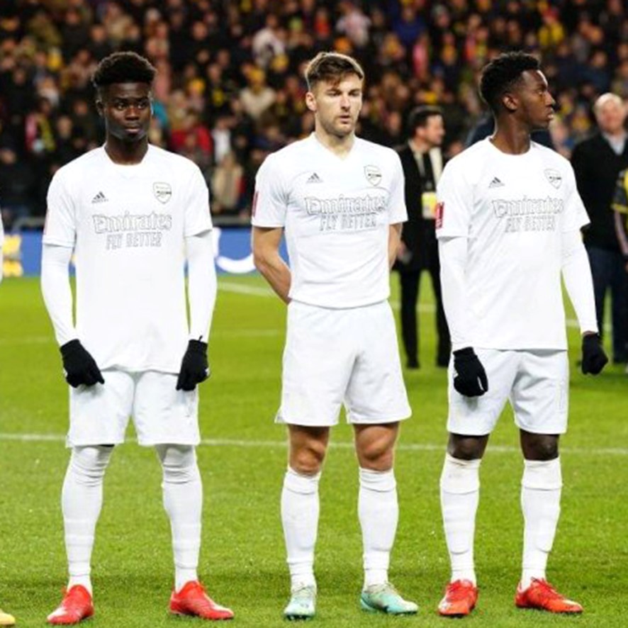 لباس عجیب و غریب آرسنال در FA  کاپ