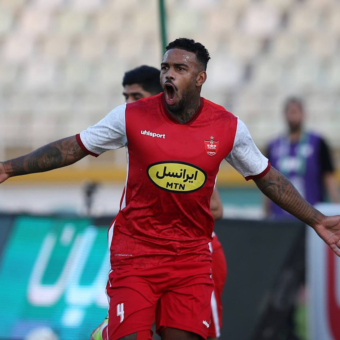 خط آتش مهار نشدنی پرسپولیس