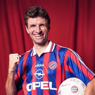 پیراهن های ویژه 124 سالگی بایرن مونیخ