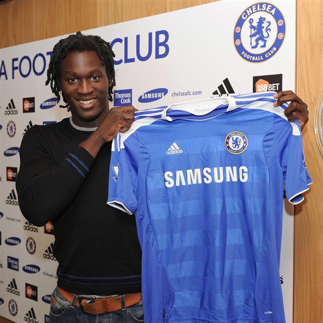 انتقال لوکاکو از اندرلخت به چلسی در سال 2011