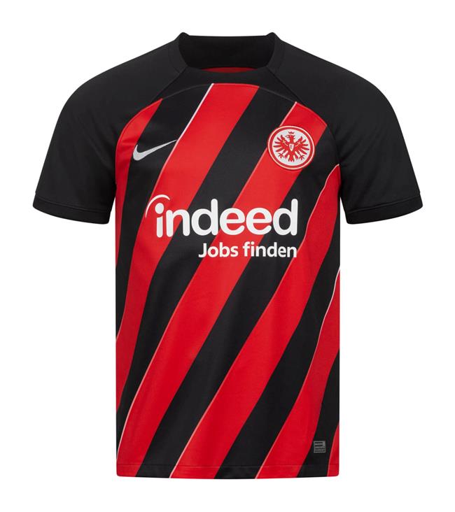 اینتراخت فرانکفورت - پیراهن اول