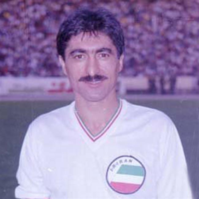 ناصر محمدخانی در پیراهن تیم ملی ایران