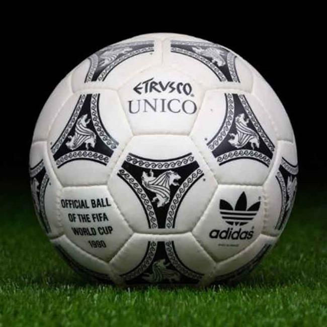 توپ جام جهانی 1990 ایتالیا