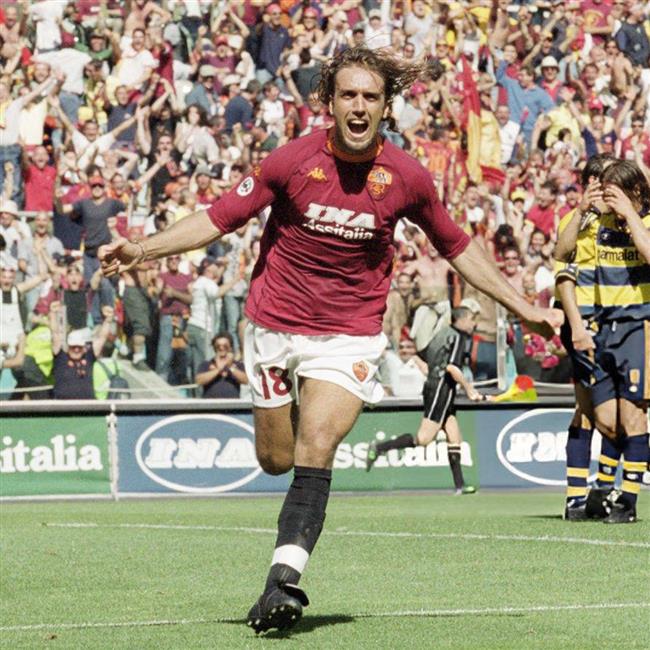 گابریل باتیستوتا با پیراهن آاس رم