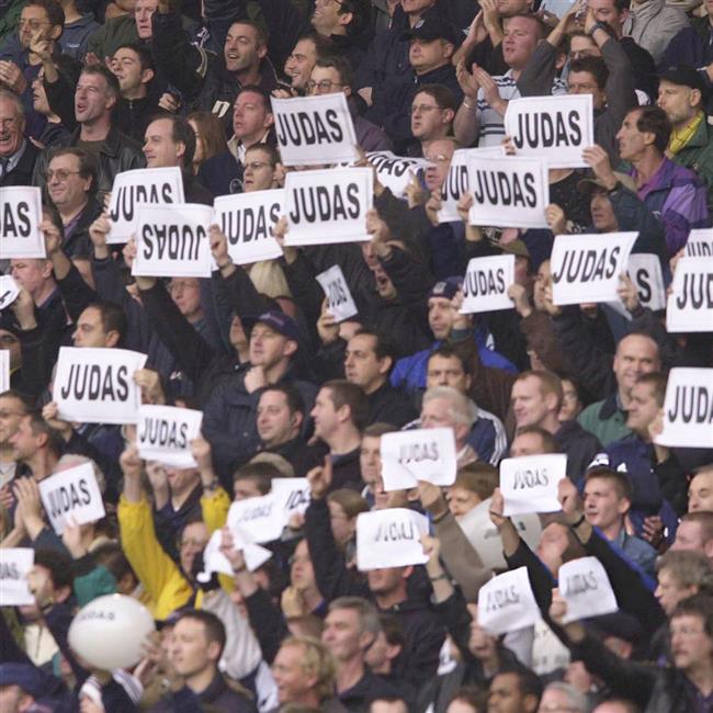 خشم هواداران تاتنهام از انتقال کمپبل به آرسنال