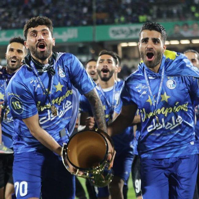 محمدحسین مرادمند و محمد دانشگر در جشن قهرمانی استقلال